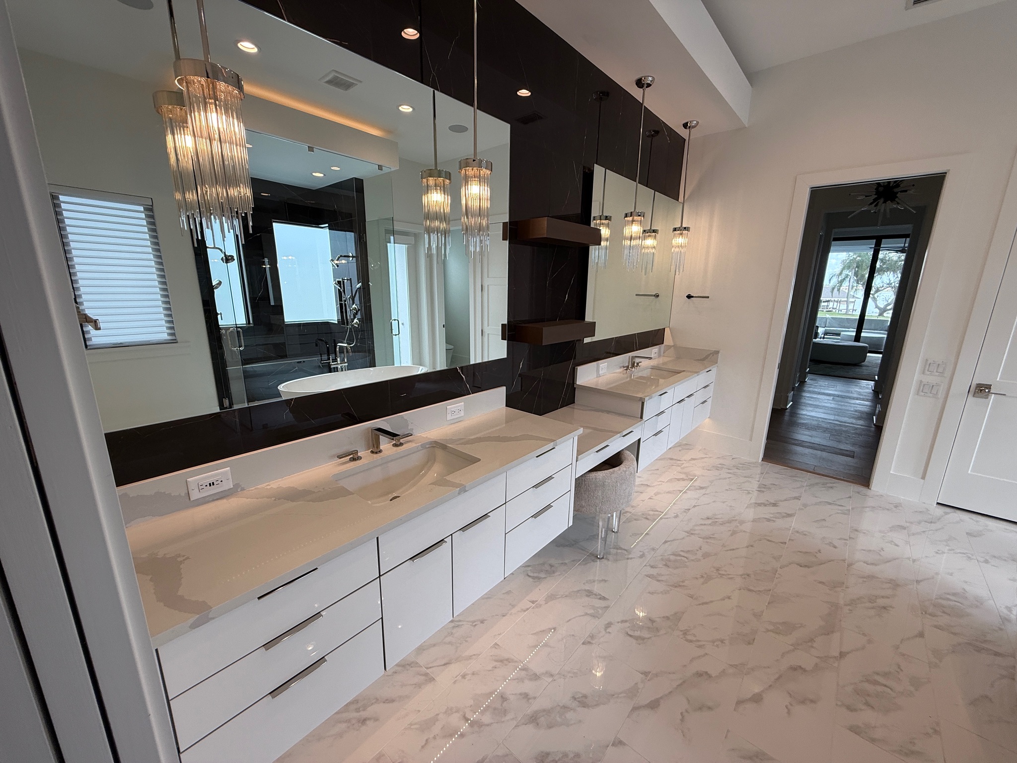 Retail space granite countertop fabrication