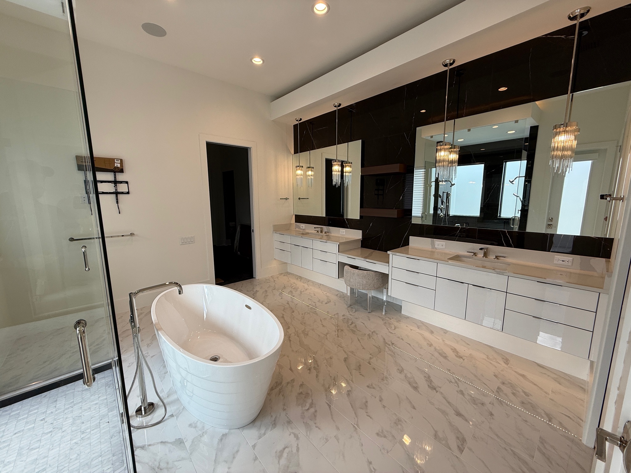 Multi-unit residential quartz project Tampa