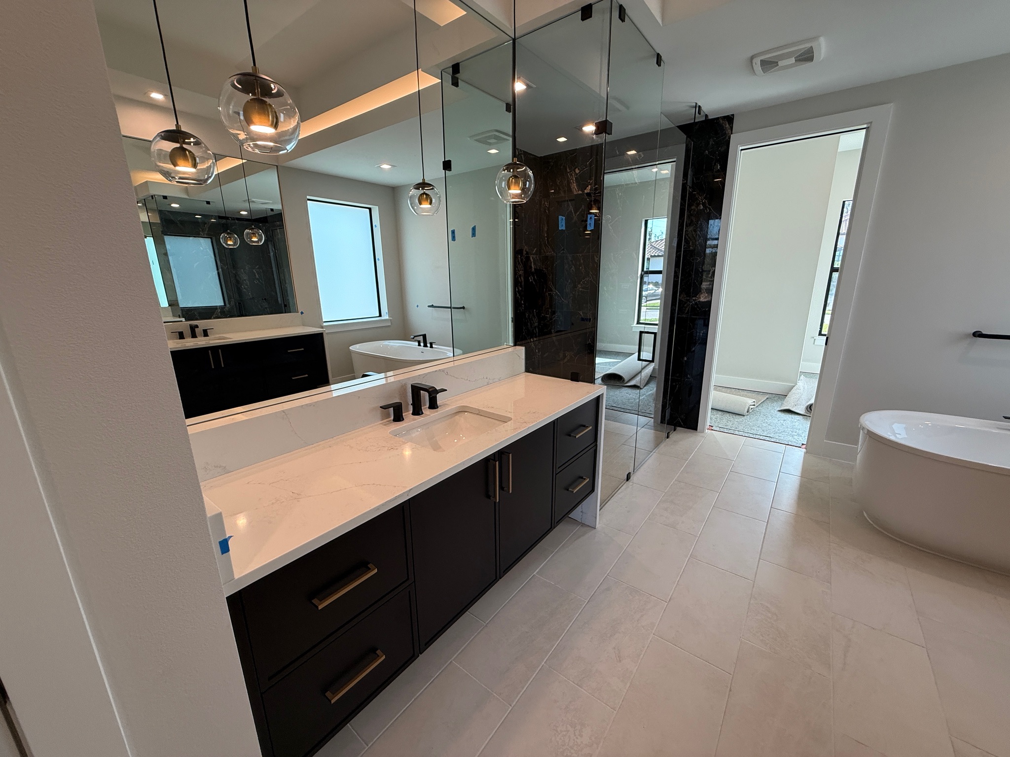Poolside cabana quartz bar top