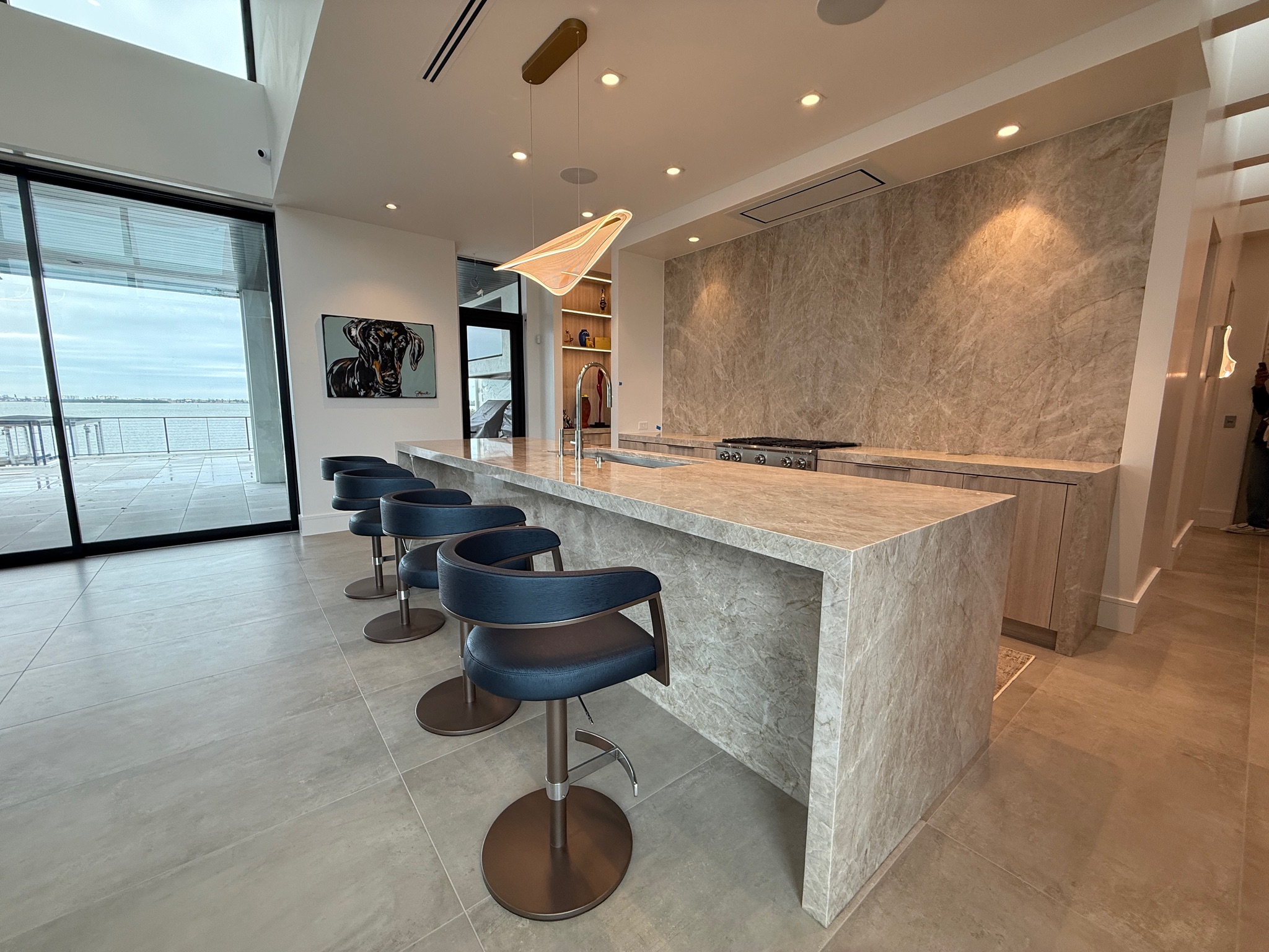 Salon reception marble countertop installation
